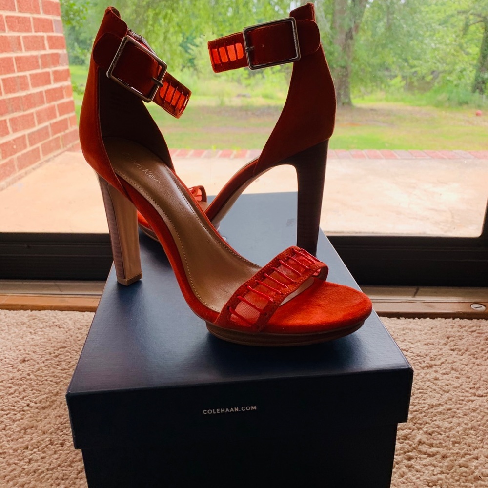 Shoes - Picture 3 of 3